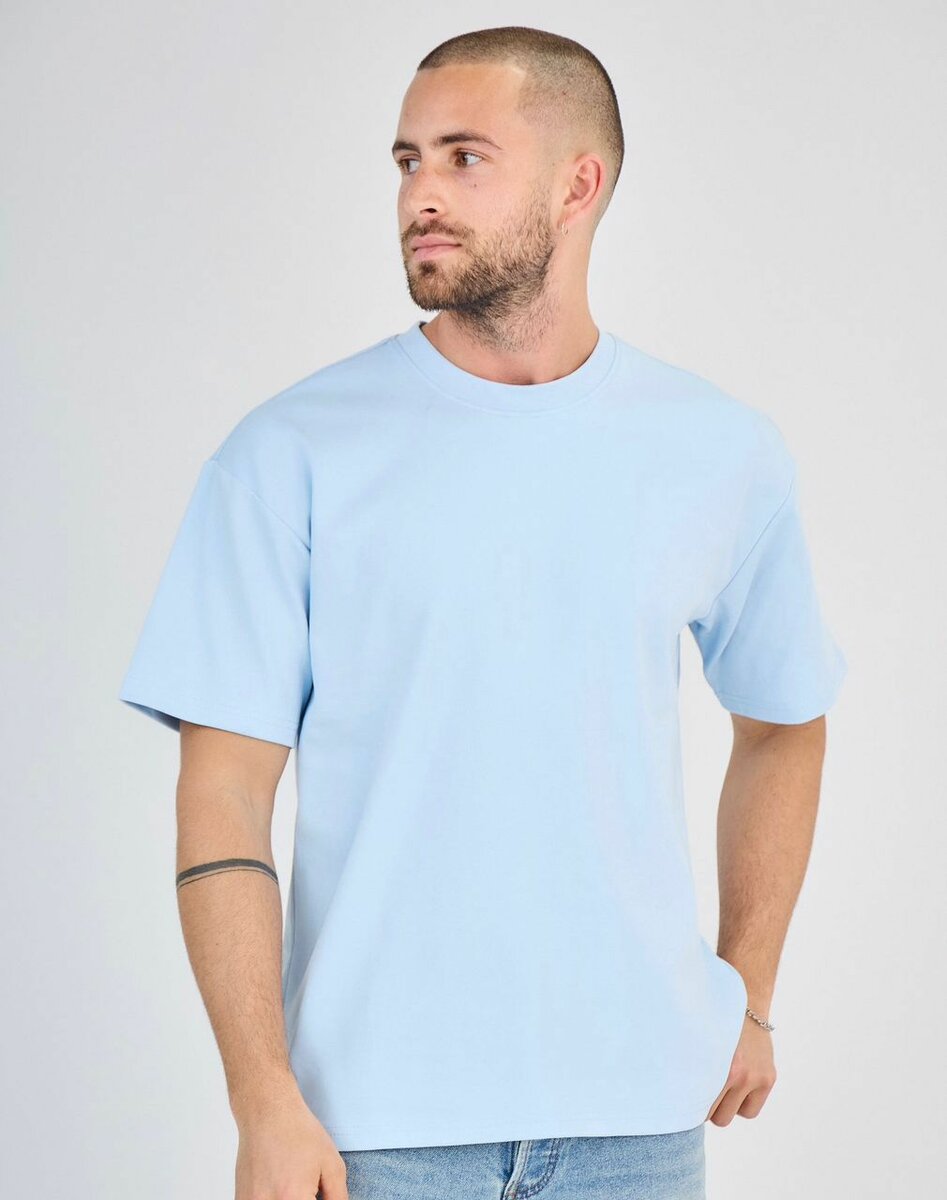 T-shirt homme rouge et bleu