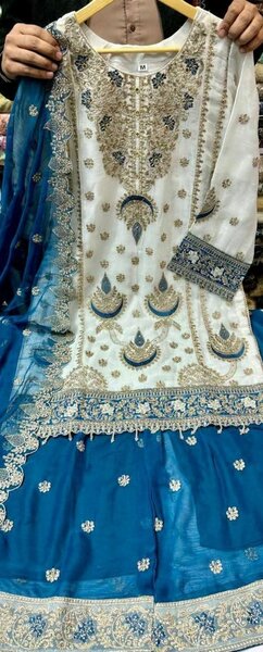 Ladies dress