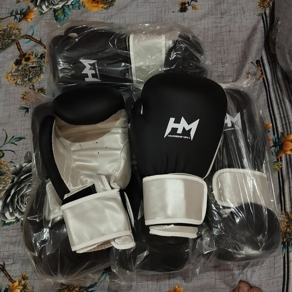 Boxing gloves