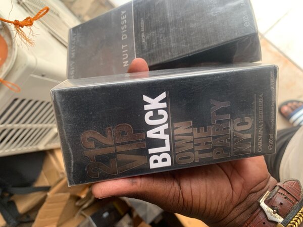 212 vip black (own the party)