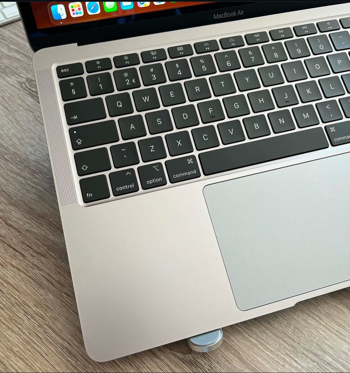 MacBook Air 2020 ( Core i3 ) Propre