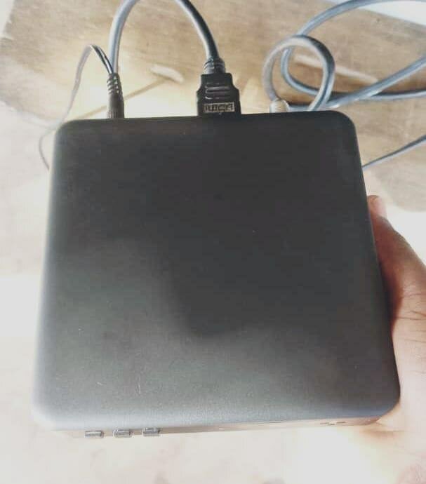 Écran LED 32 pouces