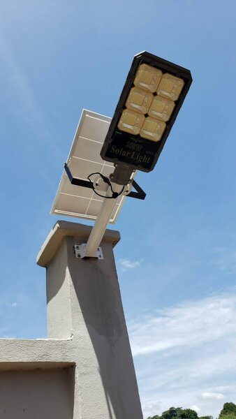 Lampe Solaire Extérieure Puissante