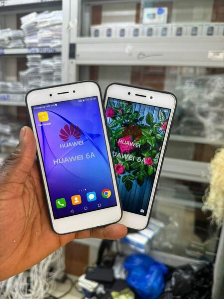 Smartphones Huawei 6A
