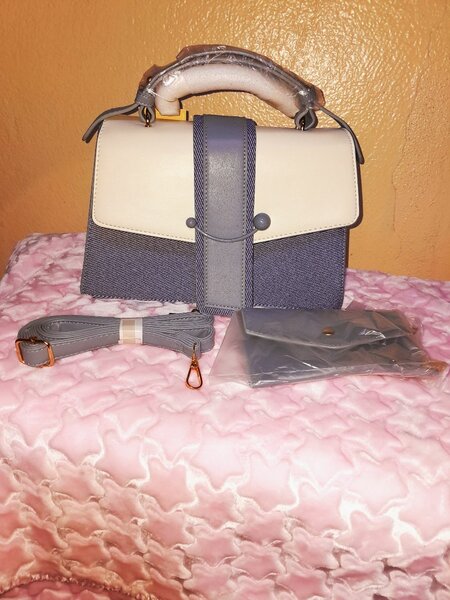 Sac à main élégant en cuir