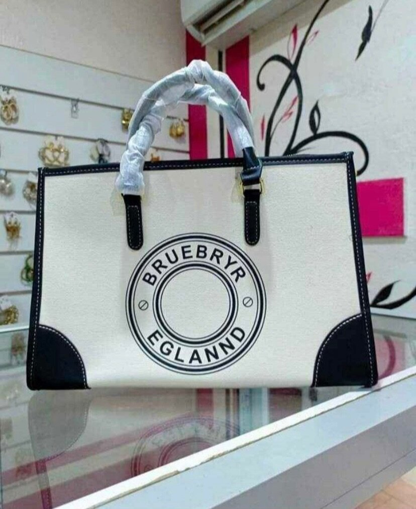 Sac à main dame grand format