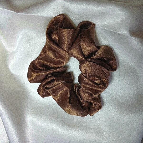 Chouchou satin marron (L)