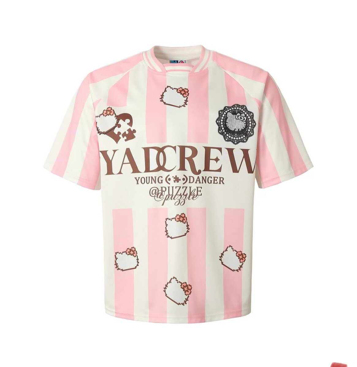 T-shirt à rayures graphiques