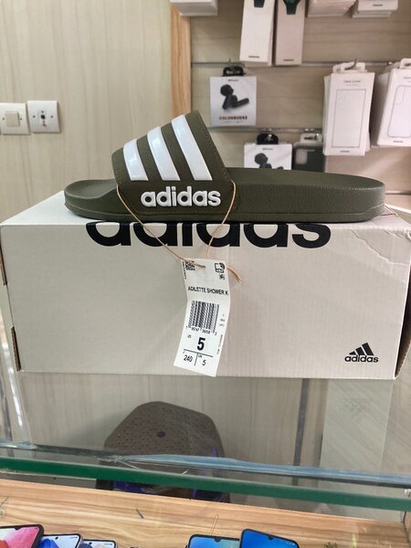 Sandales claquettes ADIDAS