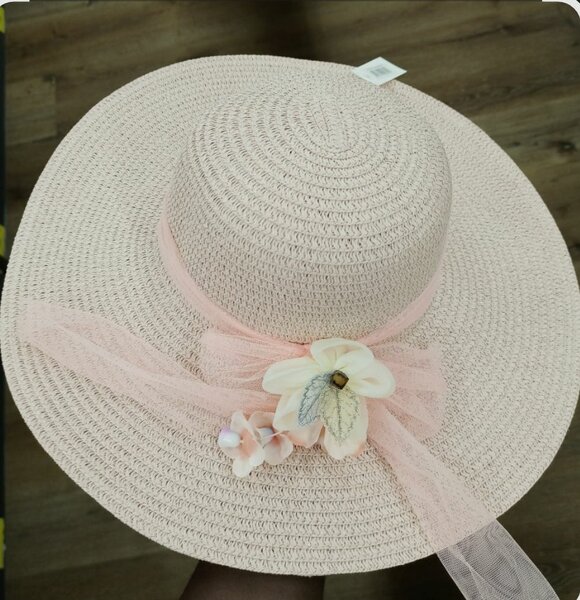 Chapeau d'été élégant femme
