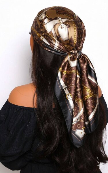 Foulard en soie élégant