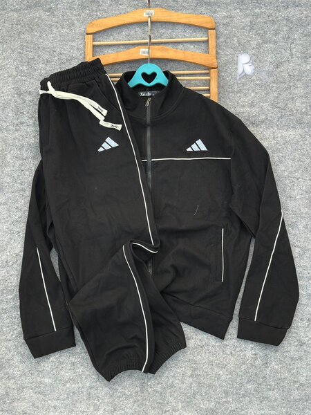 Ensemble Adidas