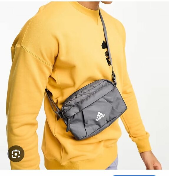 Sacoche Adidas moderne