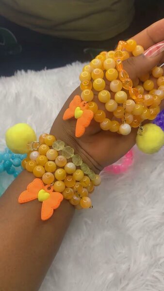 Bracelets perlés colorés