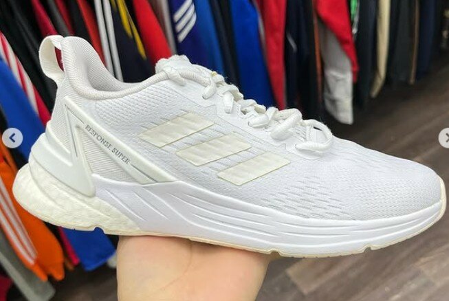 кроссовки adidas