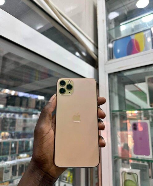 iPhone 11 Pro Max Doré