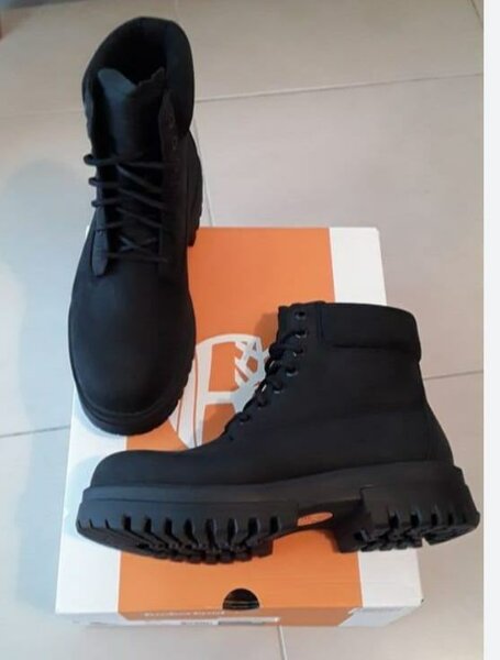 Timberland ( original dans carton)