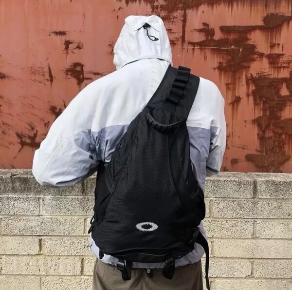 Сумка Oakley