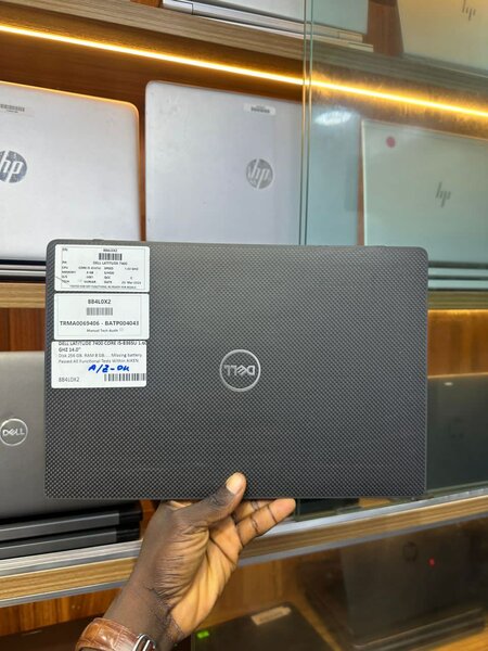 Dell latitude 7400