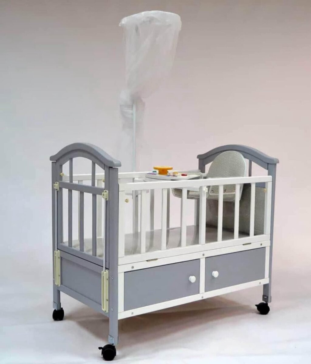 Lit de bébé en bois pliant