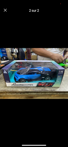 Voiture Télécommandée Luxe 1:16