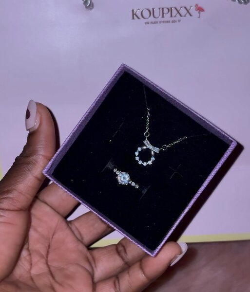 Boxe mini bague Plus collier