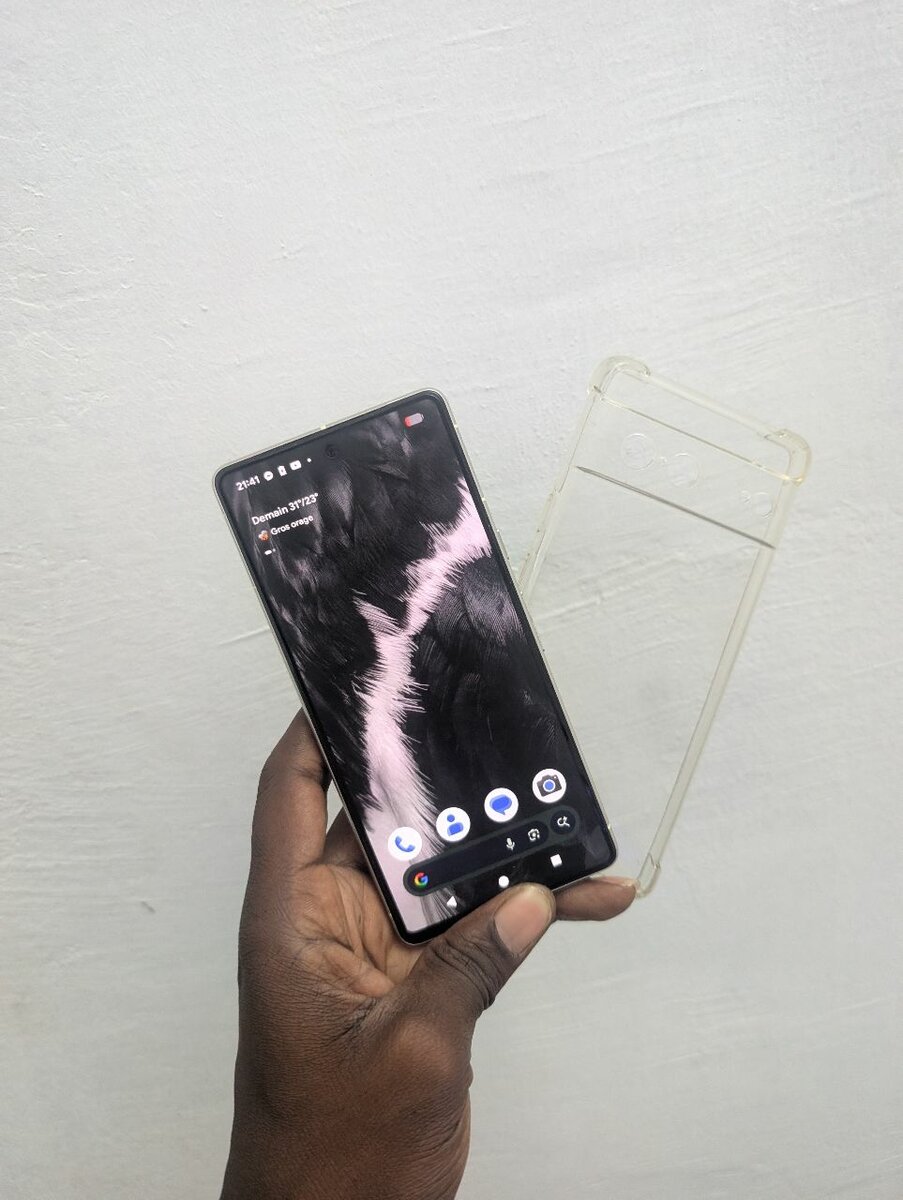 Coque transparente compatible smartphone