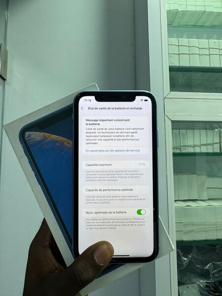 iPhone XR Bleu 64 Go