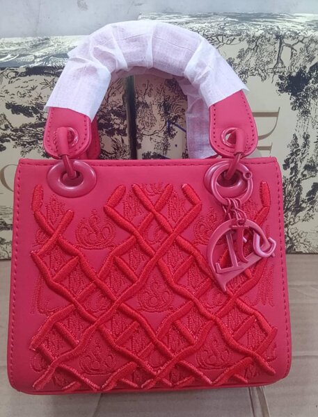 Sac à main en cuir élégant