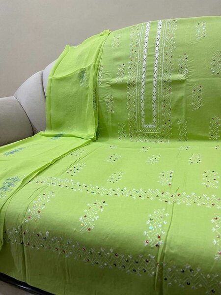 Ladies suit