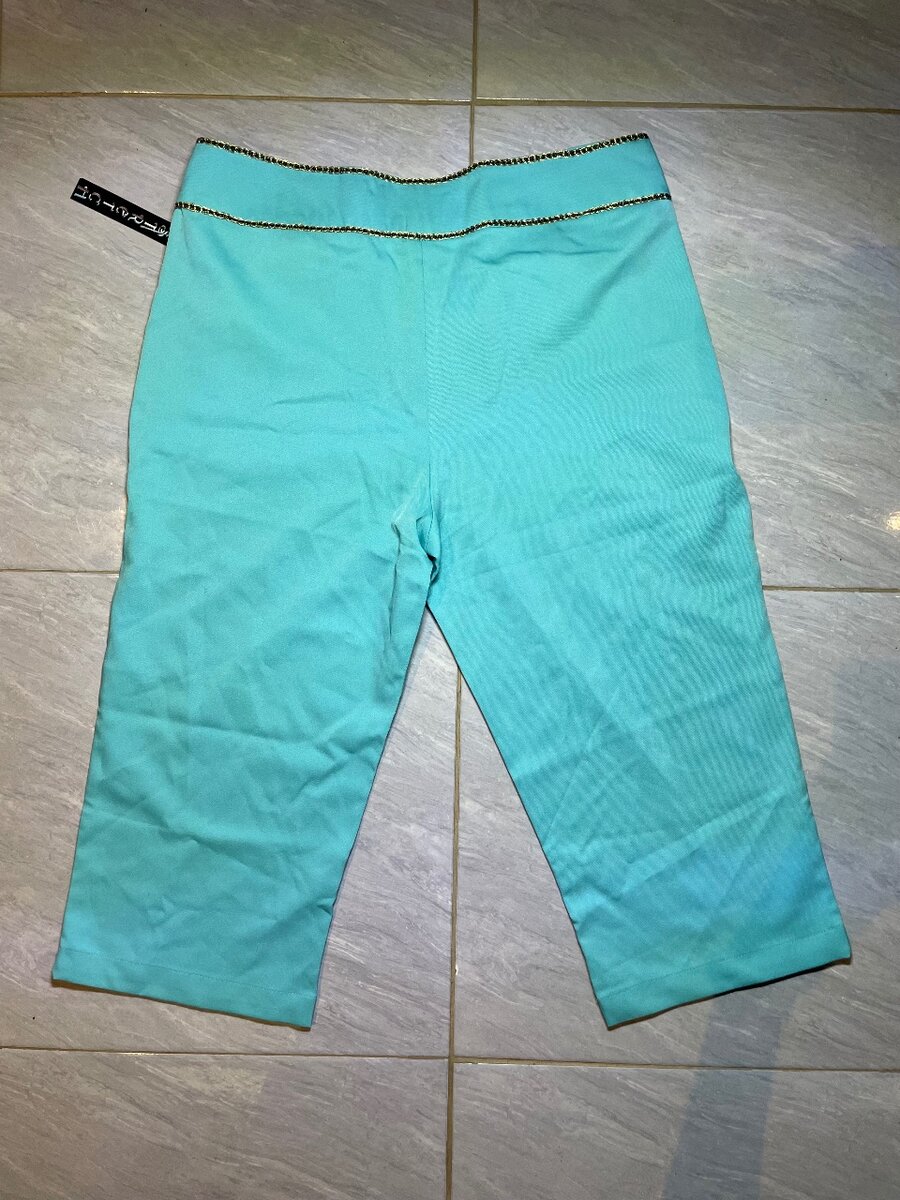 Teal Bermuda shorts