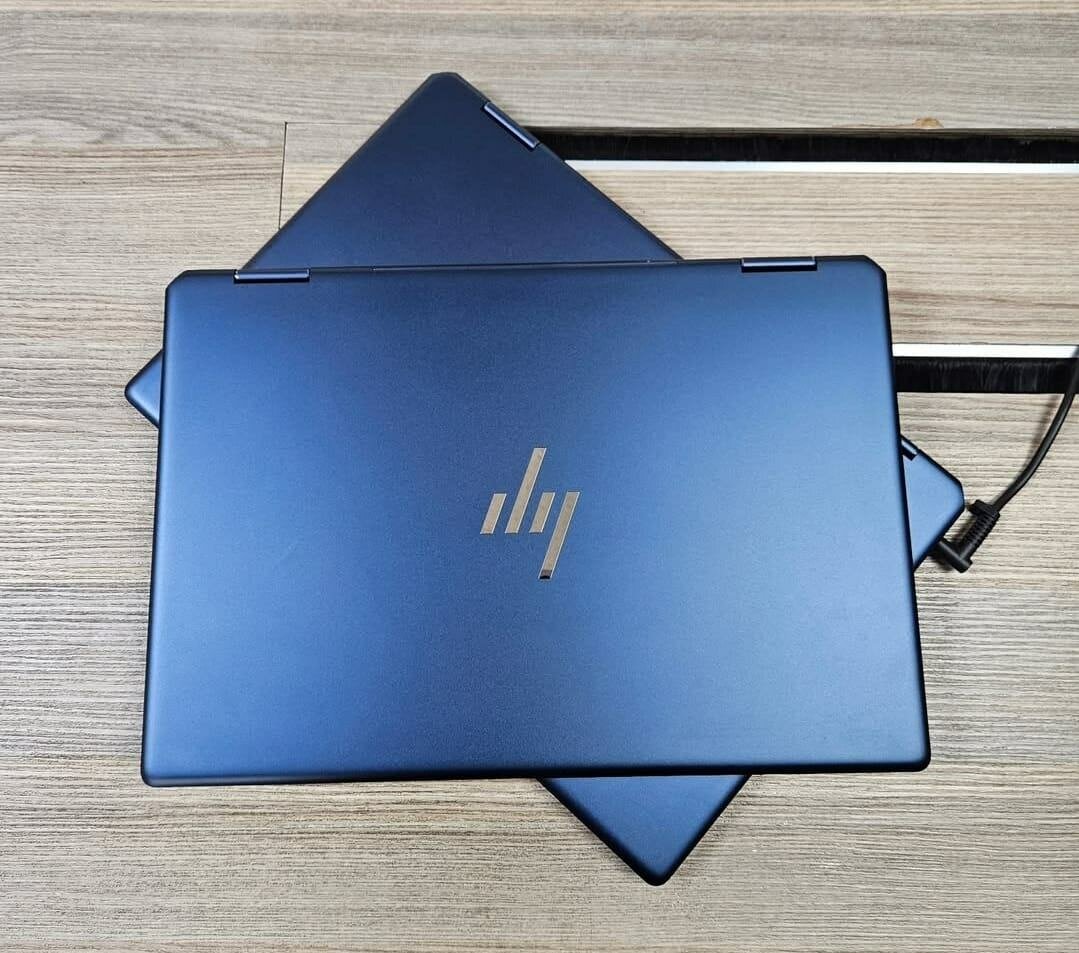 HP Spectre x360 2-in-1 16