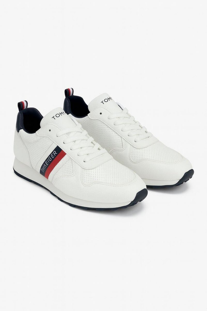 Sneakers modernes homme élégants