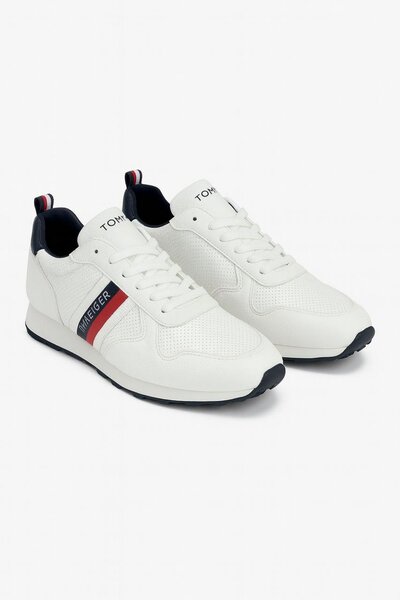 Sneakers modernes homme élégants