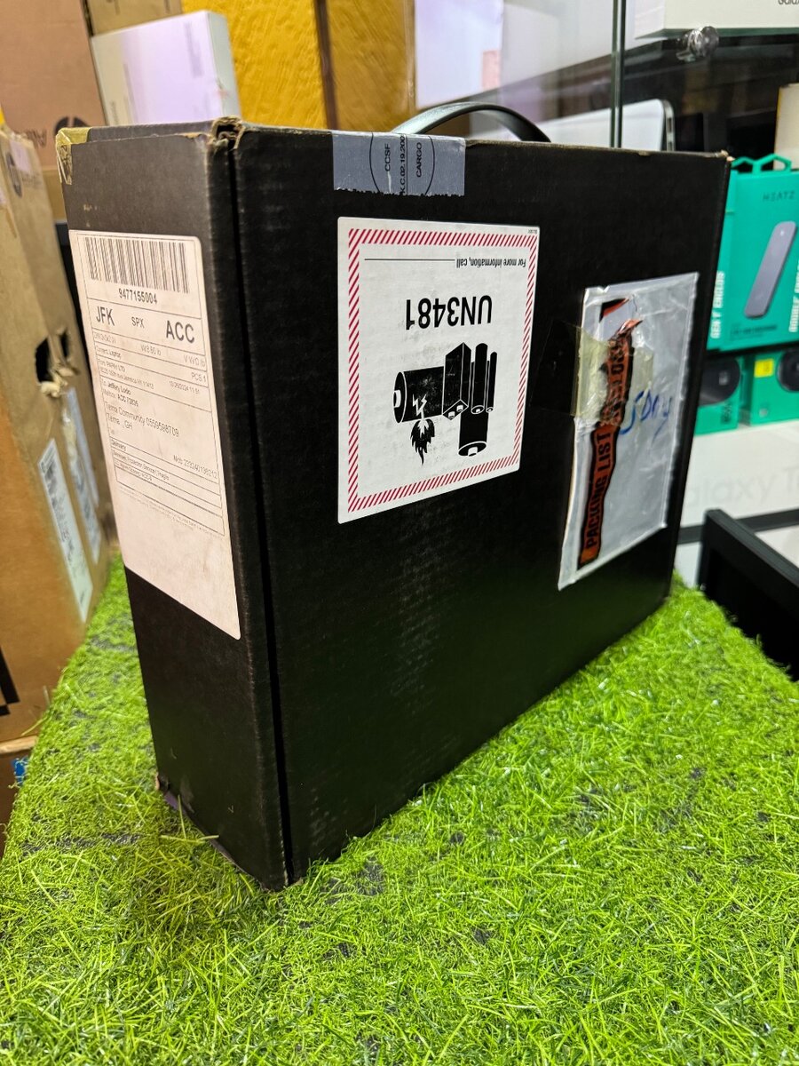 ALIENWARE x14 r2 (13 gen) intel core i7 Ram 16GB SSD 1TB