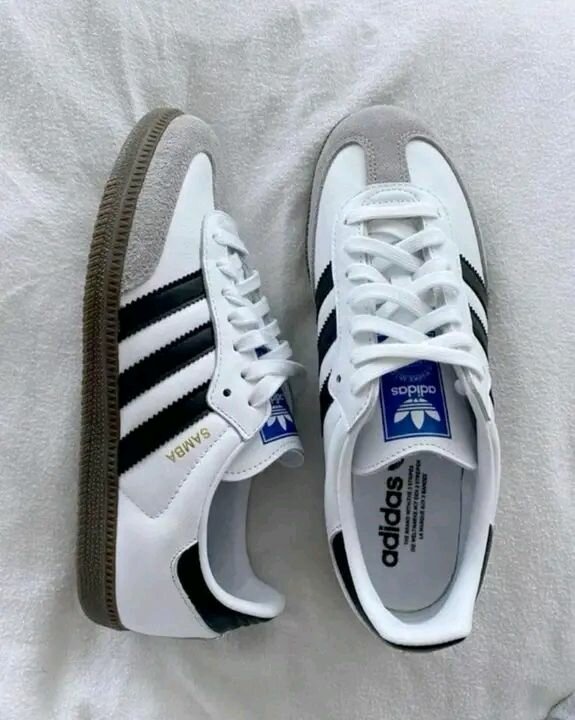 Chaussures de Sport Modernes