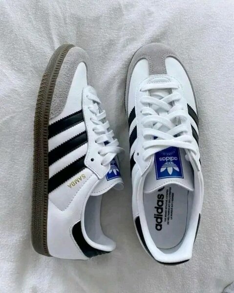 Chaussures de Sport Modernes