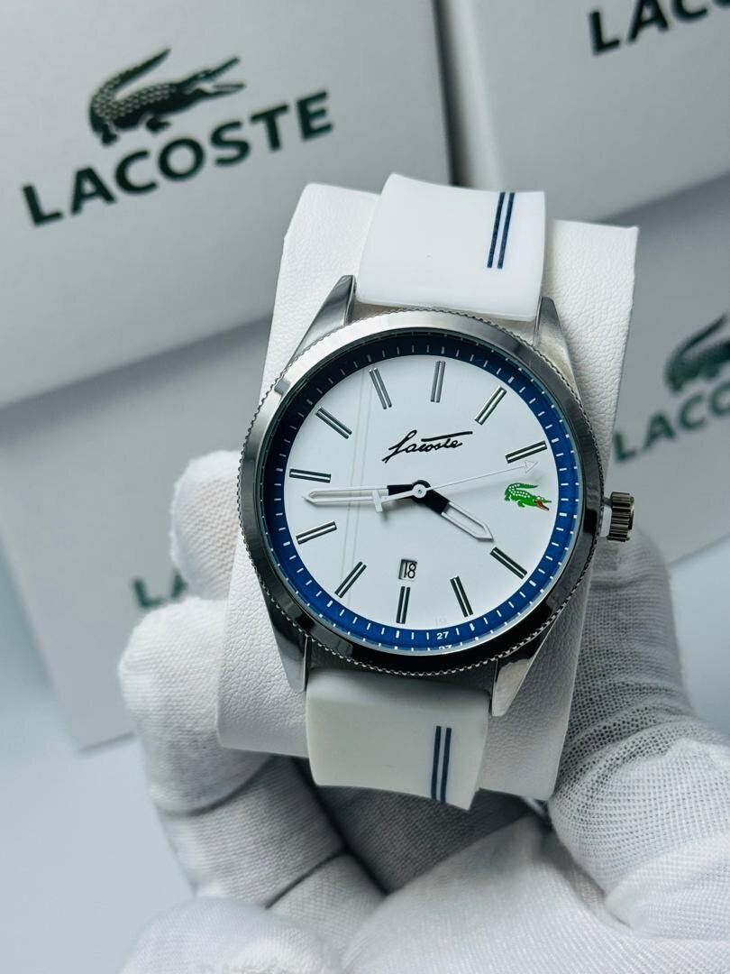 montre Lacoste