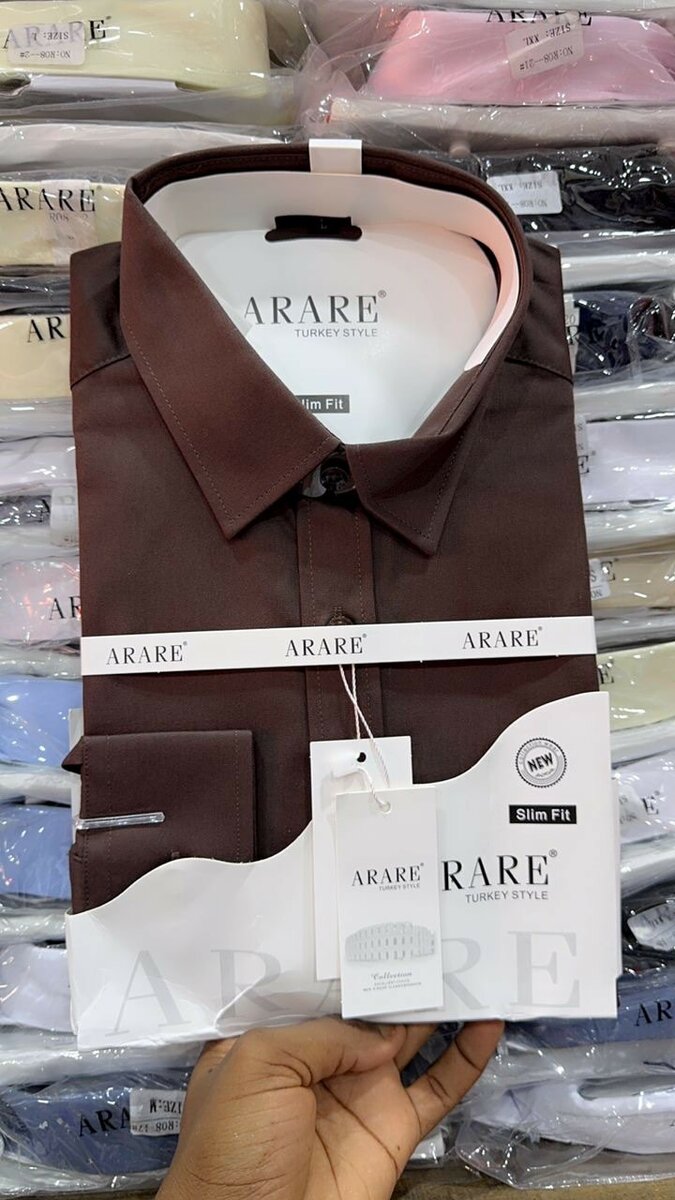 Chemise importé sous veste