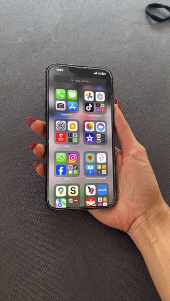 iPhone 13 Pro Max 85% bat