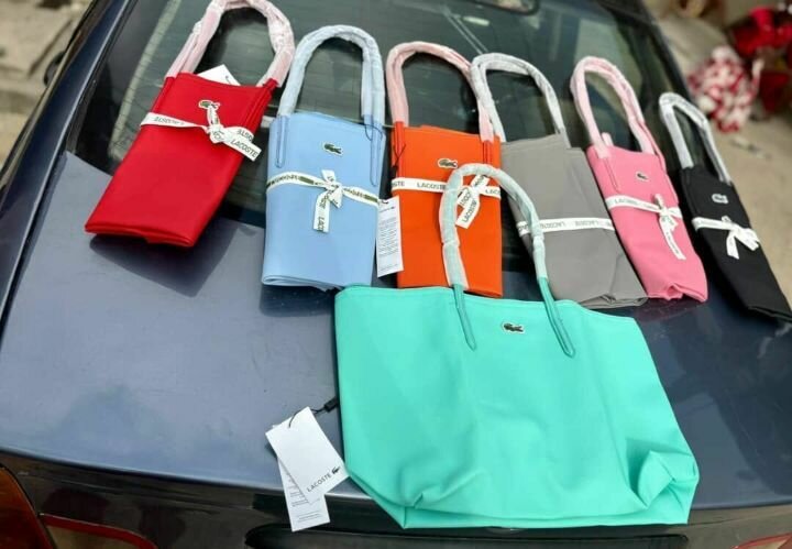 Sacs fourre-tout colorés tendance