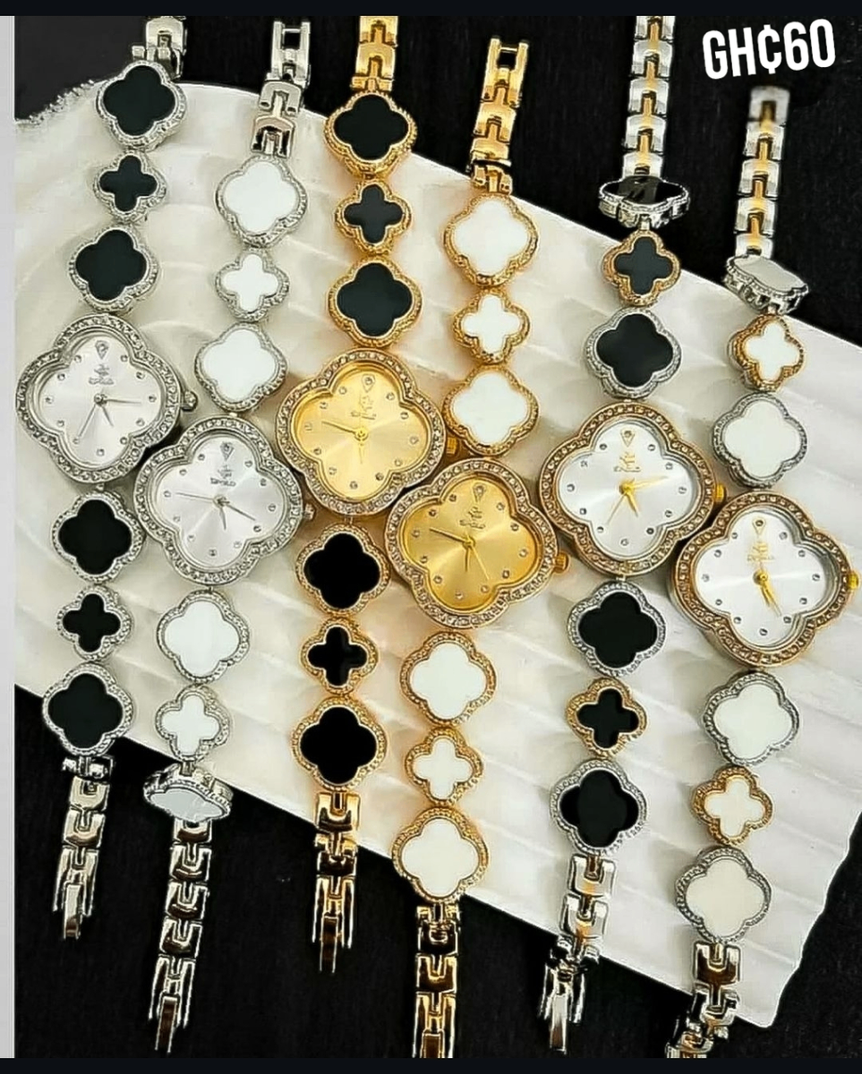 Van cleef Black Gold Quartz Watch