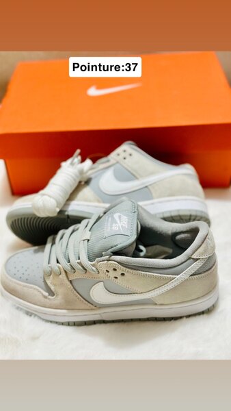 Baskets Nike basses femme