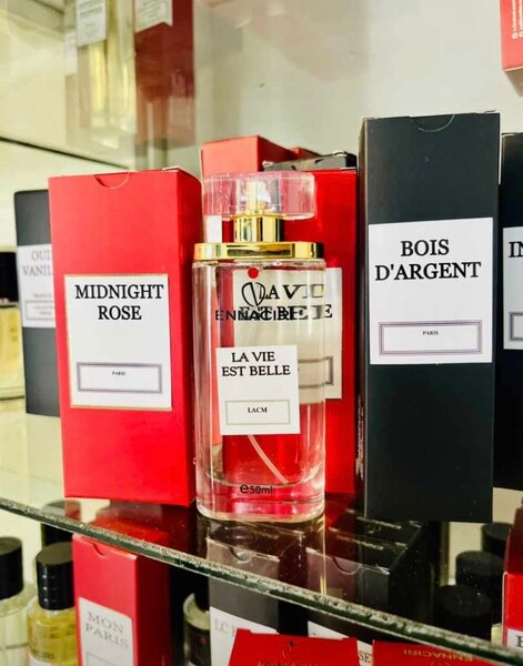 LUXURY PARFUM 
