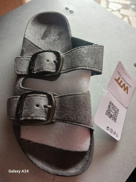 Sandales en daim confort