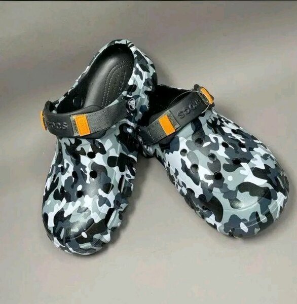 Sabots légers motifs variés