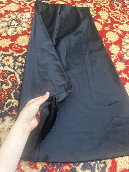 Атласная юбка