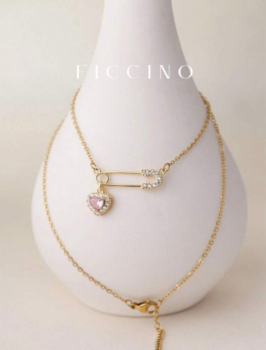 Colliers élégants en or