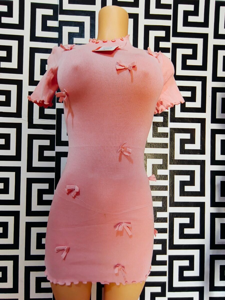 Robe fleurie en tricot