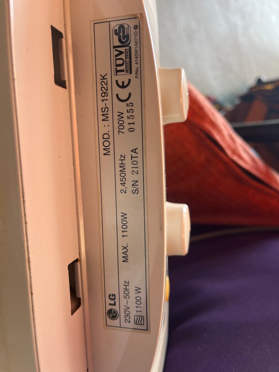 Micro-onde LG Compact